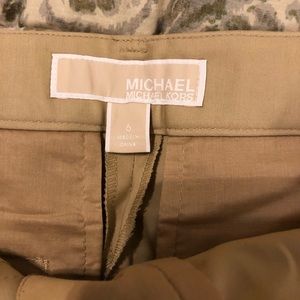 🌻Michael Kors Khaki Shorts